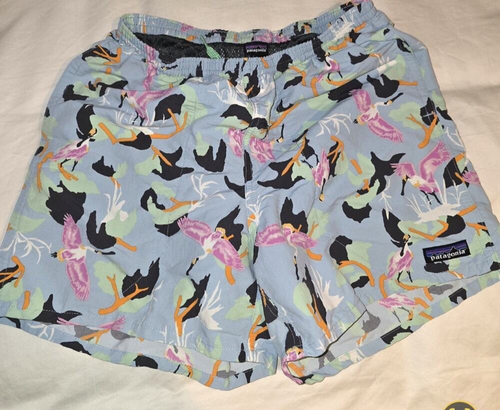 Patagonia Mens Baggies Swim Trunks Shorts Small tropical Bird Print Lined